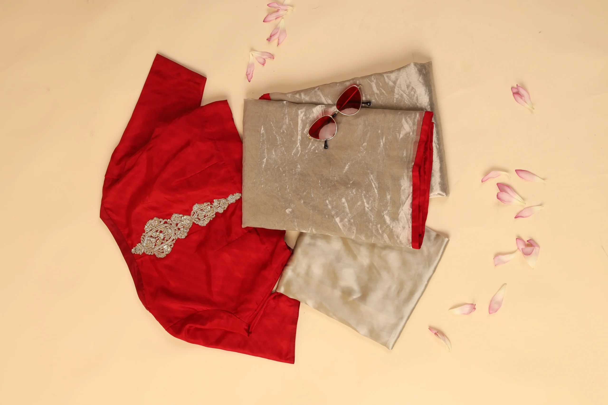 063A7497 Silver Woven Saree - Image 4